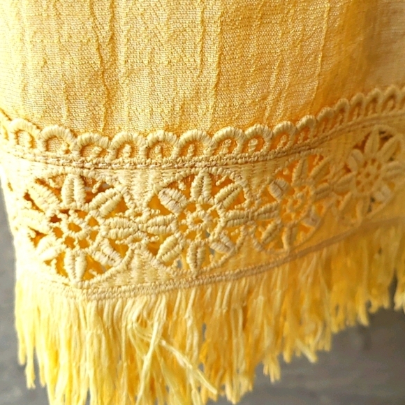 Doe & Rae yellow summer fringe hem tank S - Picture 2 of 6